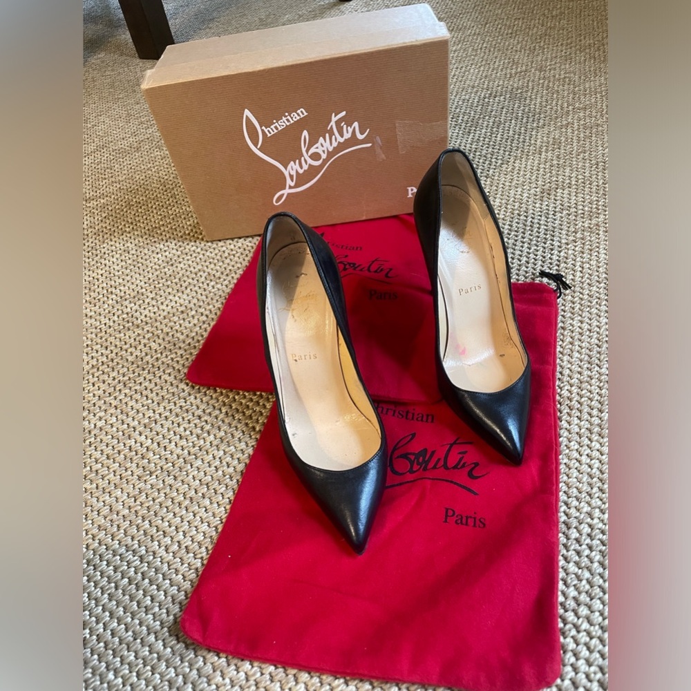 Christian Louboutin Pigalle Size 37